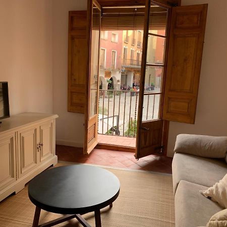 Casa Moner Loft Edifici Historic Centre Medieval De Castello Кастело д'Емпуриес Екстериор снимка